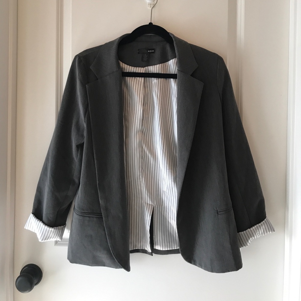 Open fitted blazer